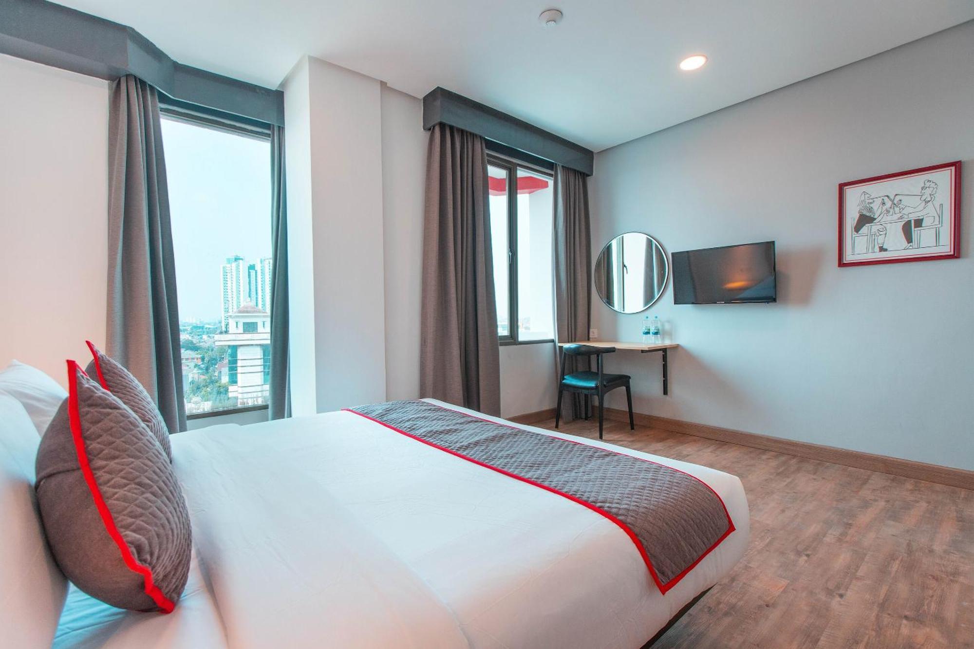 Super Oyo Townhouse 1 Hotel Salemba Jakarta Exterior foto