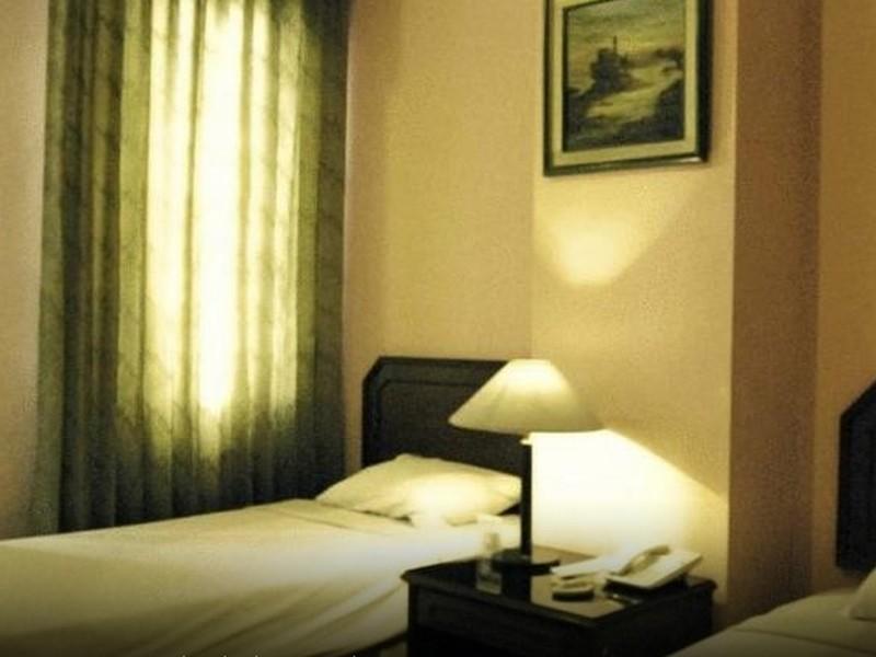 Super Oyo Townhouse 1 Hotel Salemba Jakarta Exterior foto