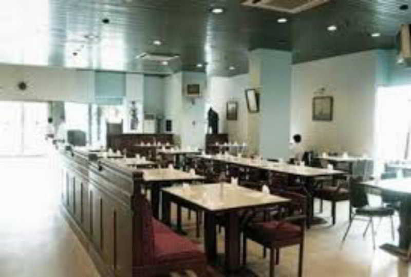 Super Oyo Townhouse 1 Hotel Salemba Jakarta Exterior foto